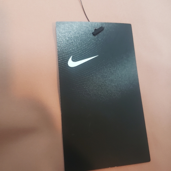 Nike Pro Crossover Crop - Picture 4 of 12